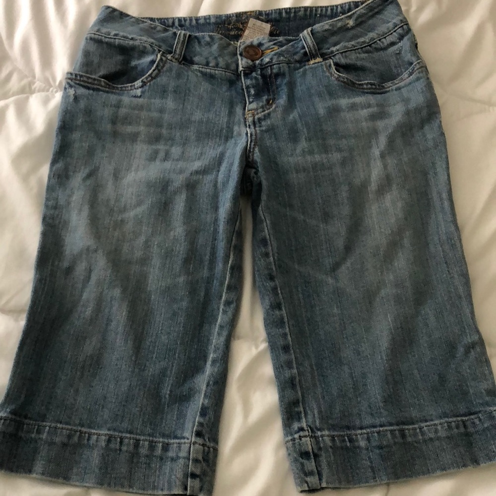 Capris